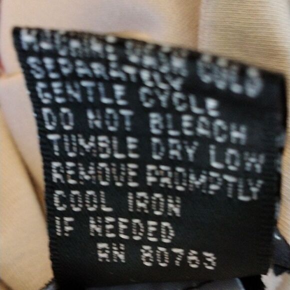 Moda International Tank Top - Picture 6 of 7